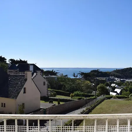 Vue Sur De Chaque Piece, Expose Au Sud Au Centre De Ref - 666